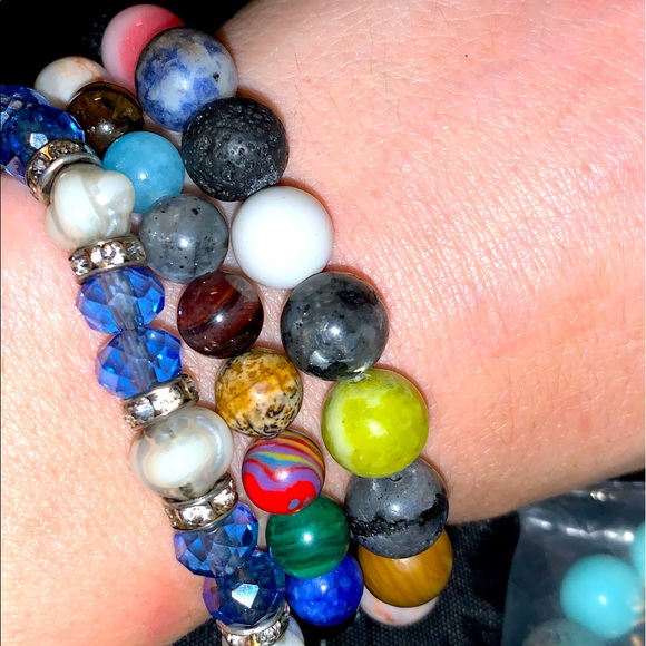 🪬2/$25🪬 NWT/NIB Natural Stone 10mm Chakra Bracelet - Picture 7 of 16